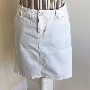 Gap jean skirt